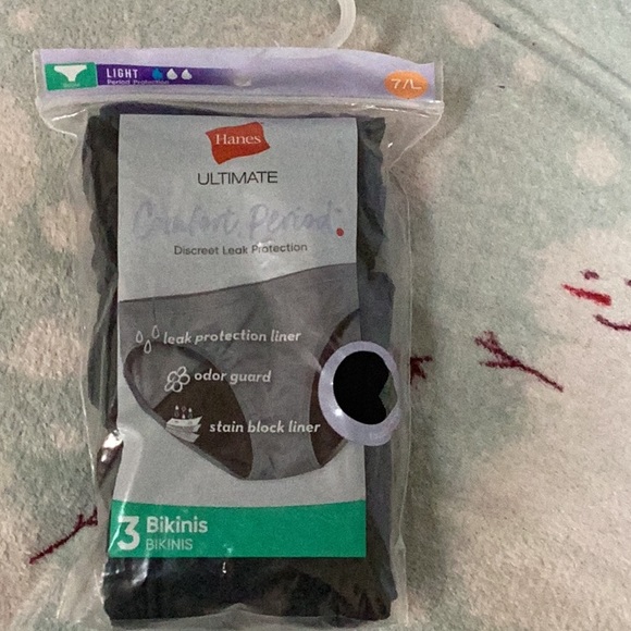 Hanes Ultimate Comfort Period. Discreet Leak Protection Bikini-3 pack - Picture 7 of 9